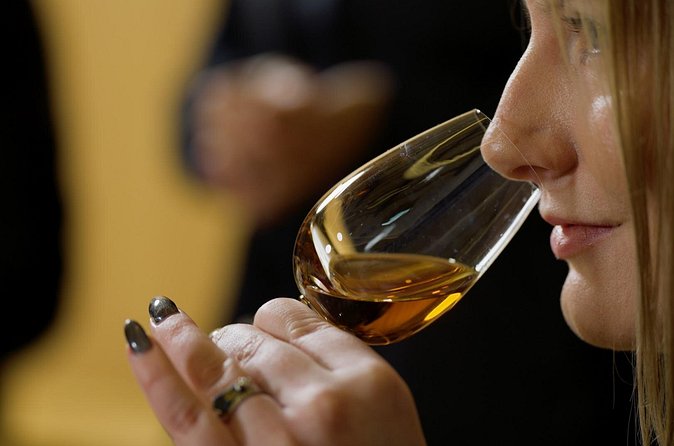 Exclusive Single Malt Whisky Making Experience near Edinburgh - Should you book it? My straight advice