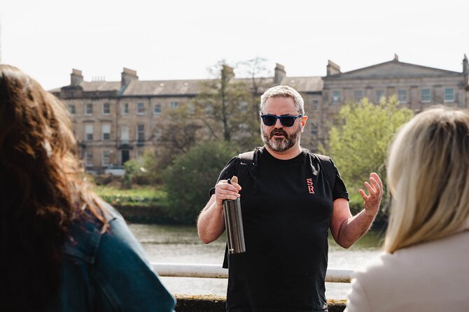 Explore Glasgow: Scottish Rogue Whisky Walking Pub Crawl - Your meeting point at St Enoch Square, and why that matters