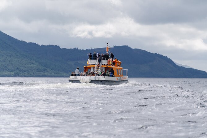 Fort William Seal Island Cruise - Town Centre Pier to the Open Water: Easy Start, Limited Hassle