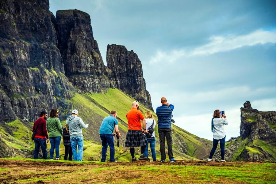From Edinburgh: 3-Day Isle of Skye and The Highlands Tour - Isle of Skye day: Trotternish Peninsula and iconic rock views