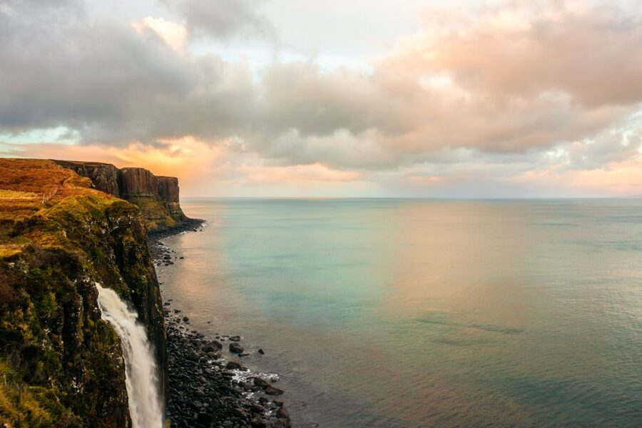 From Edinburgh: Isle of Skye & The Highlands 3-Day Tour - The guides: why the stories are part of the value