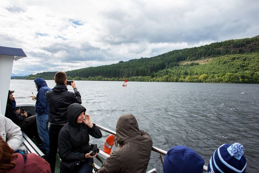 From Edinburgh: Loch Ness and Scottish Highlands Day Tour - Stirling views and the advantage of a coach route