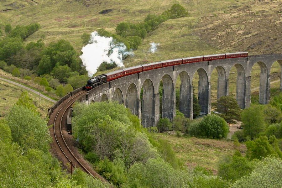 From Edinburgh: Magical Highlands Tour with Jacobite Train - Glenfinnan Viaduct and Loch Shiel: photo planning matters