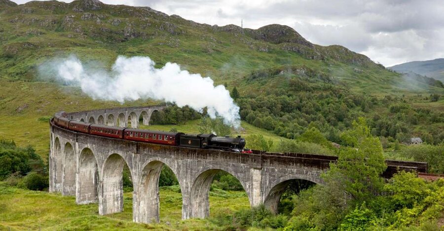 From Edinburgh: Scottish Highlands & Isle of Skye 5-Day Tour - Glen Coe and Fort William, Where the Road Feels Like a Story