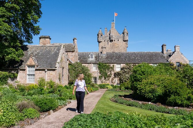 From Inverness: Cawdor Castle, Cairngorms and Highland Coos - Key Points You Will Feel Immediately