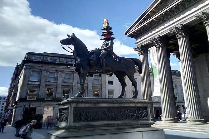 Gander Walking Tours in Glasgow - Entering the walk: Royal Exchange Square to a real-feeling city tour