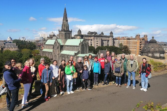 Glasgow City Centre Walking Tour with Local Guide - Getting Your Bearings at George Square, then City Chambers Area