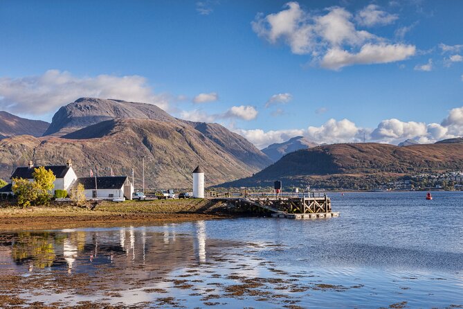 Glasgow: Glenfinnan, Fort William and Glencoe Adventure - Tarbet and the Loch Lomond comfort break on the return
