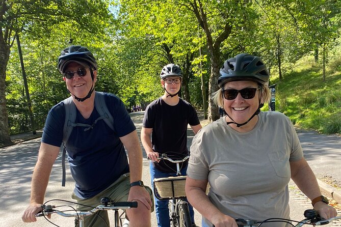 Glasgow Highlights Bike or Ebike Tour - What the guides do best, and why it affects your whole day