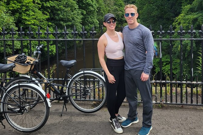 Glasgow Private Bike Tour: Highlights & Hidden Gems - Riverside Museum of Transport and Travel: the quick-hit museum stop that still lets you go in