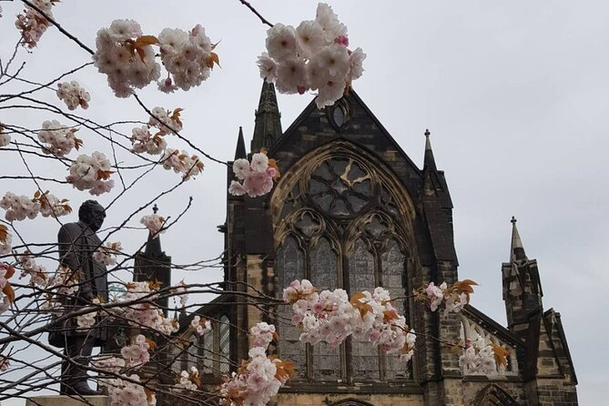 Glasgow Private Self-Guided Tour - Murals all the way: University of Strathclyde to Smug street art