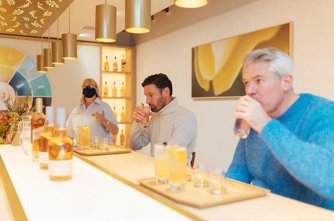 Glenkinchie Distillery: Flavour Journey Tour - The Tasting Room: Learning Flavor Notes, Not Just Drinking