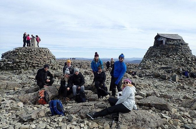 Group Walk up Ben Nevis from Fort William - Stop 2: Abacus Mountain Guides and the value of a real team leader