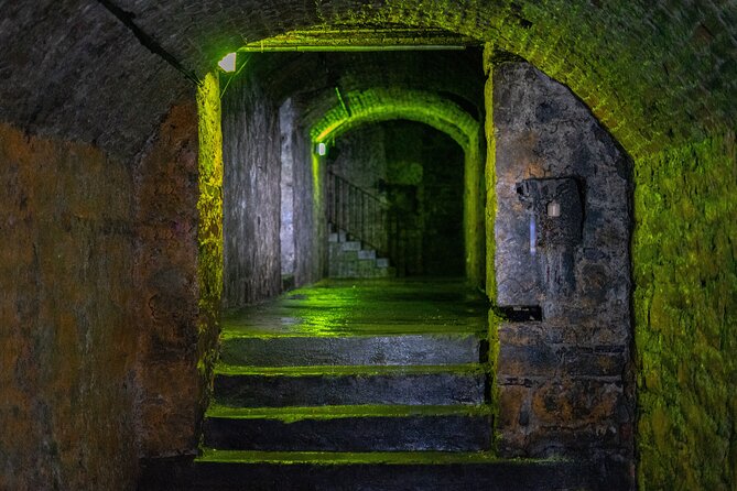 Haunted Vaults and Graveyard Walking Tour in Edinburgh - Why This After-Dark Edinburgh Walk Works
