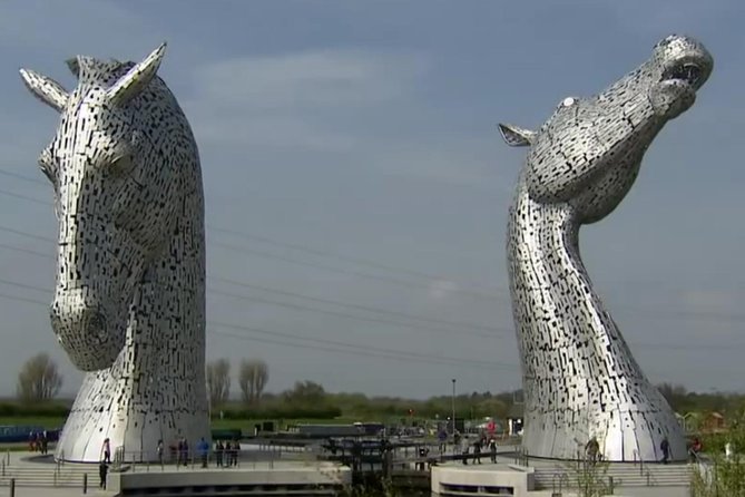 Highlands + Glencoe + Loch Ness Private Tour - Spean Bridge Commando Memorial: Mountain Views in Short Form