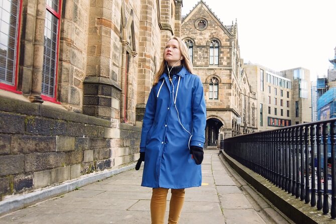 Highlights from Edinburgh’s Old Town: A Self-Guided Audio Tour - Gladstone’s Land and the appeal of pre-17th-century survival