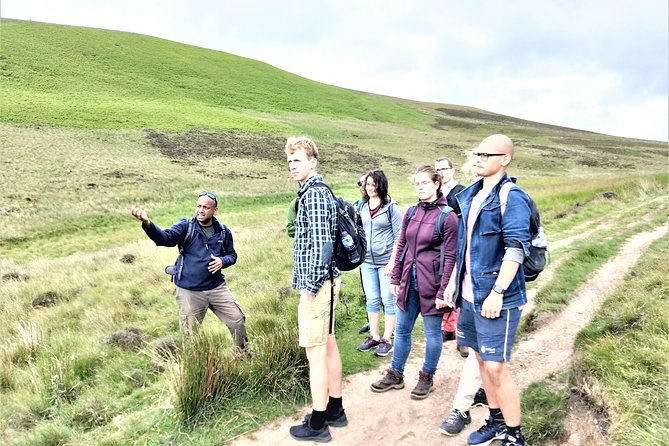 Hill & Nature Hike - Discover Real Edinburgh With a Local Expert - The guide factor: how Rishi turns trail time into a learning moment