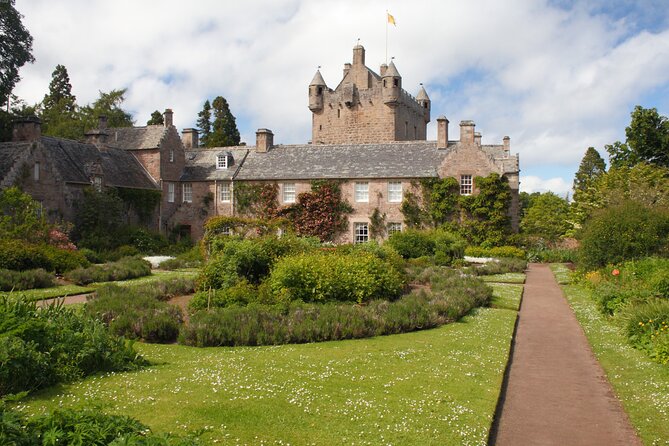 Invergordon Shore Excursion: Inverness, Cawdor Castle & Whisky - Getting From Invergordon Cruise Port to Nairnshire