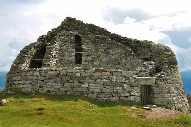 Isle of Lewis and Harris 5 Day Tour from Edinburgh - Walking level, weather, and what to pack