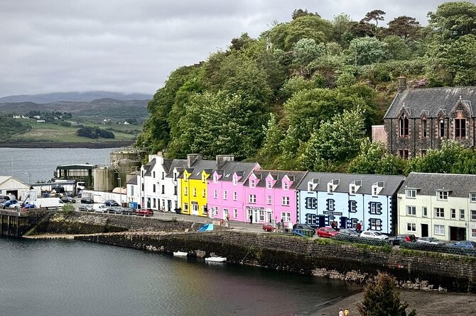 Isle of Skye from Inverness Private Tour - Urquhart Castle viewpoints, plus the optional visitor center hour