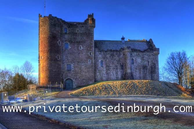 Jamie Fraser Outlander tour to Lallybroch tours Edinburgh - Linlithgow Palace: where the Wentworth Prison story lands