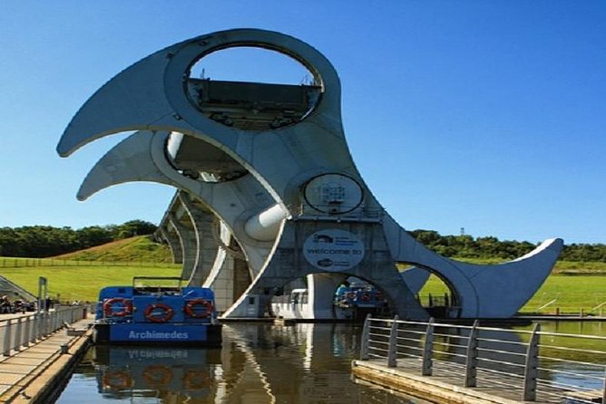 Kelpies and Falkirk Wheel Private Tour for 1 - 4 people from Greater Glasgow - Key highlights before you go