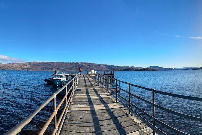 Loch Lomond, Highland Cows, Victorian Town, Castle Half-Day Tour - Kilmahog Highland cows: your 15-minute feeding break