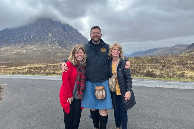 Loch Lomond, Inveraray and Argyll Private Tour from Glasgow - Luss on Loch Lomond: A Conservation Village Made for Easy Walking