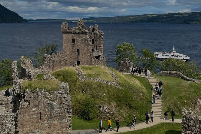 Loch Ness and Outlander Sites Tour from Inverness - Culloden Battlefield: where the story gets heavy