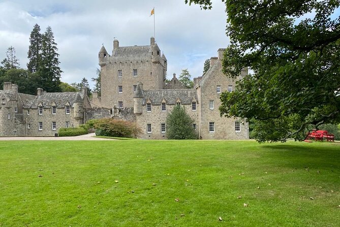 Loch Ness,cawdor castle,inverness,Culloden battlefield,& more from invergordon - Robertson’s Larder, Highland Cows, Goats, and the Beauly Warm-Up