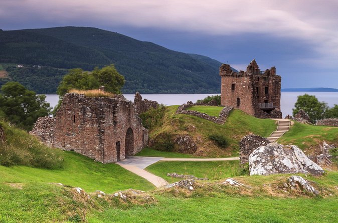 Loch Ness Cruise Including Urquhart Castle and Loch Ness Centre - The best way to make this half-day work for you