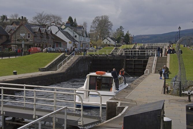 Loch Ness, Glencoe & Highlands Small-Group Day Tour from Glasgow - Small-Group Comfort: The 16-Seat Advantage on a Long Drive