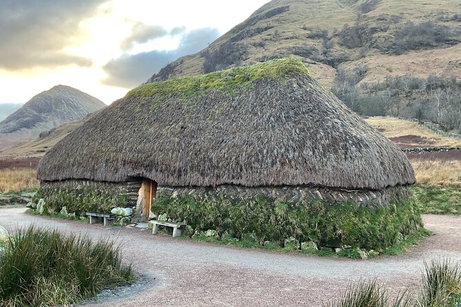 Loch Ness , Heilan Coos ,Great Glen , Fort William and Glencoe - Ben Nevis viewpoint stop and Neptune’s Staircase lock gates