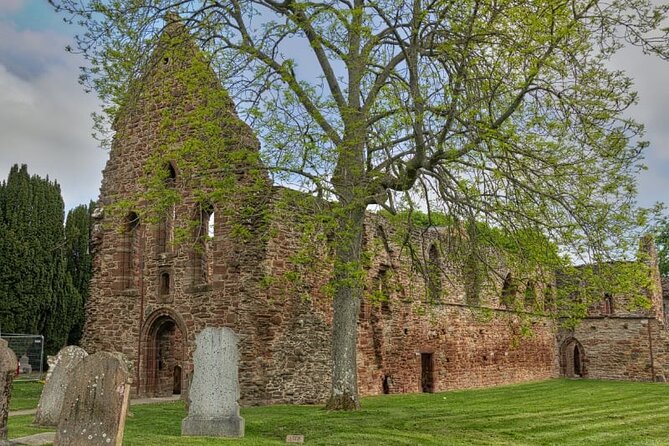 Loch Ness, Urquhart Castle & Culloden Battlefield Shore Excursion - Price and value: what $1,165.48 really buys your group