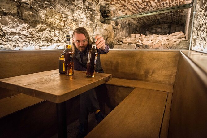 Luxury Whisky Tasting in Edinburgh's Underground Vaults | 90min - Key highlights at a glance