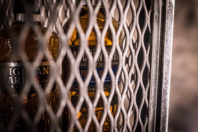 Luxury Whisky Tasting in Edinburgh's Underground Vaults | 90min - How the guides teach you to taste like you belong