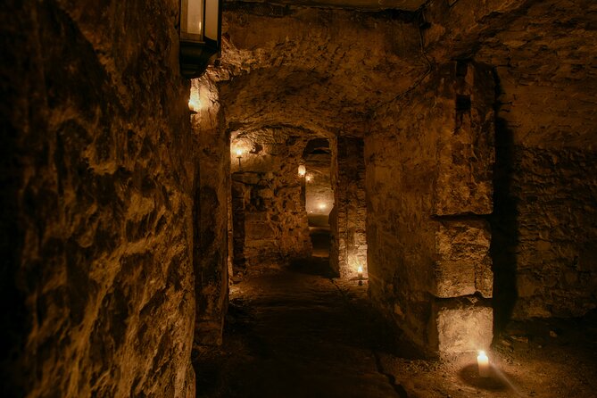 Multi-Sensory Haunted Underground Vaults Tour in Edinburgh - Meet at Mercat Cross, Then Step Into Old Town Shadows