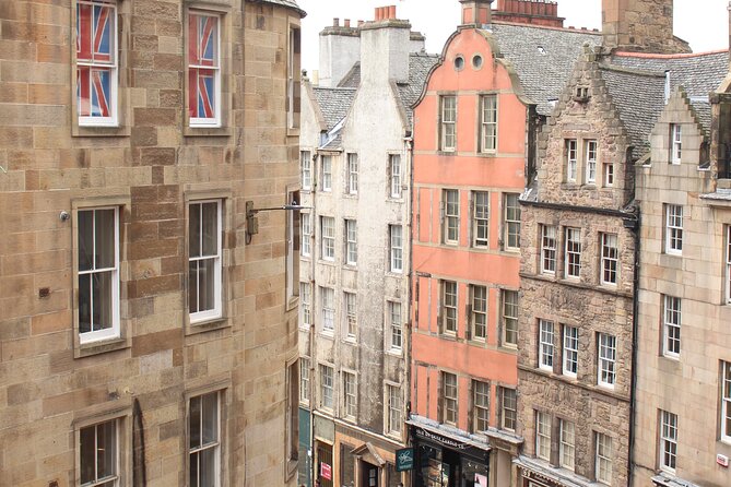 Old Town Walking Tour - St Giles Cathedral to Greyfriars: covenant legends, defiance, and atmosphere