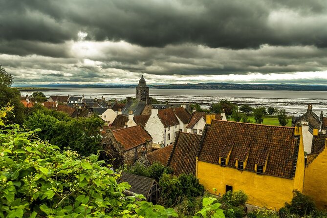 Outlander and Castles Film Locations Day Tour from Edinburgh - Pacing, Guide Energy, and What Small-Group Really Means