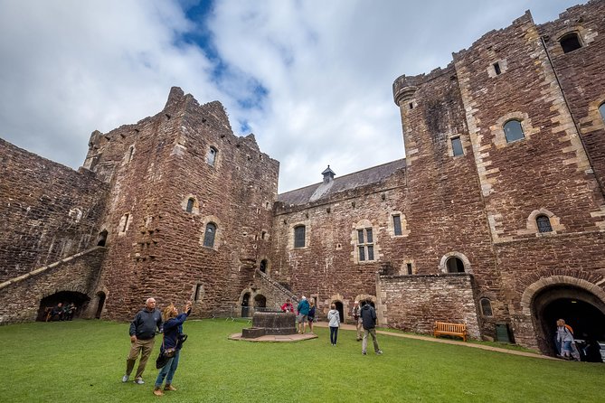 Outlander Film Locations Day Trip from Edinburgh - Key things that make this Outlander day trip work