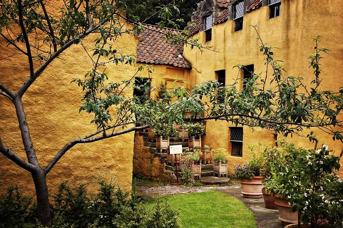 Outlander Odyssey: Outlander Filming Locations Private Day Tour - Price and Booking Demand: When a Private Day Is Worth It