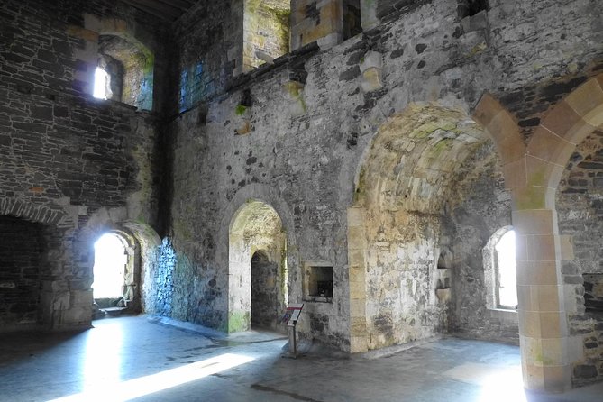 Outlander Special - Doune Castle stop: Castle Leoch with time for the perfect shots