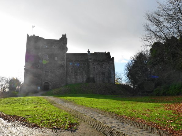 Outlander Special - Blackness Castle stop: Fort William scenes at a classic coastal fortress