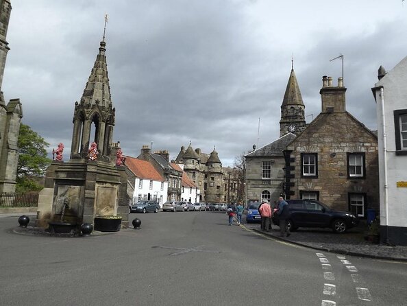 Outlander Tour - Private transport from George Square, with comfort that matters
