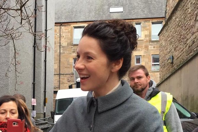 Outlander Walking Tour of Edinburgh's Old Town - Bakehouse Close and the Printshop steps: the best viewing time on the route