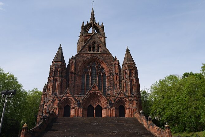 Paisley History Walking Tour with Personal Audio - A Gothic skyline icon and the visual identity of town