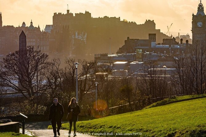 Private 4h Walking Tour in Edinburgh with Edinburgh Castle Tour - Edinburgh City Chambers: Civic History Without The Lecture Tone