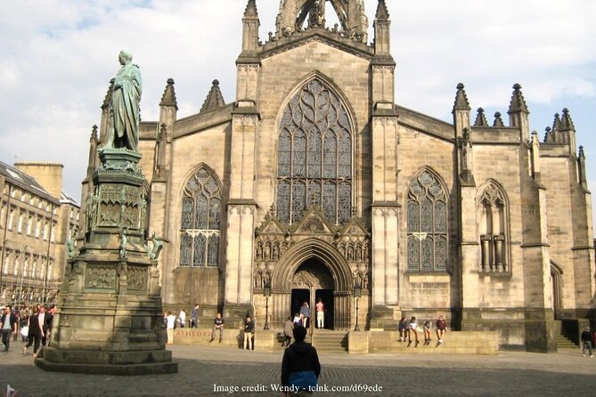 Private Full-Day Walking Tour in Edinburgh with Edinburgh Castle - How private pacing makes Edinburgh easier