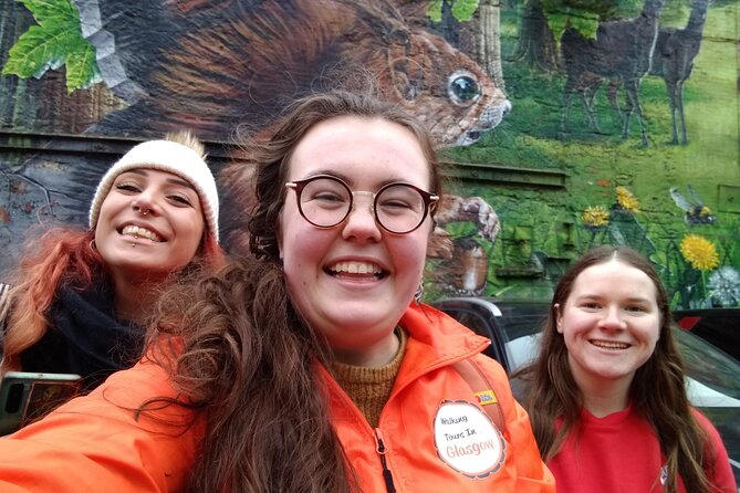 Private Glasgow West End Walking Tour - Stop 1: Glasgow Botanic Gardens, exterior views with personality