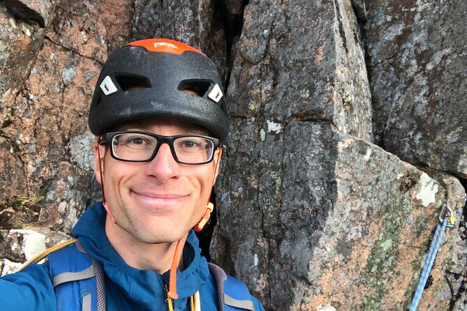Private Guided Ridge Scrambling Experience in the Cairngorms - From Harness to Rope: How the Climb Stays Safe